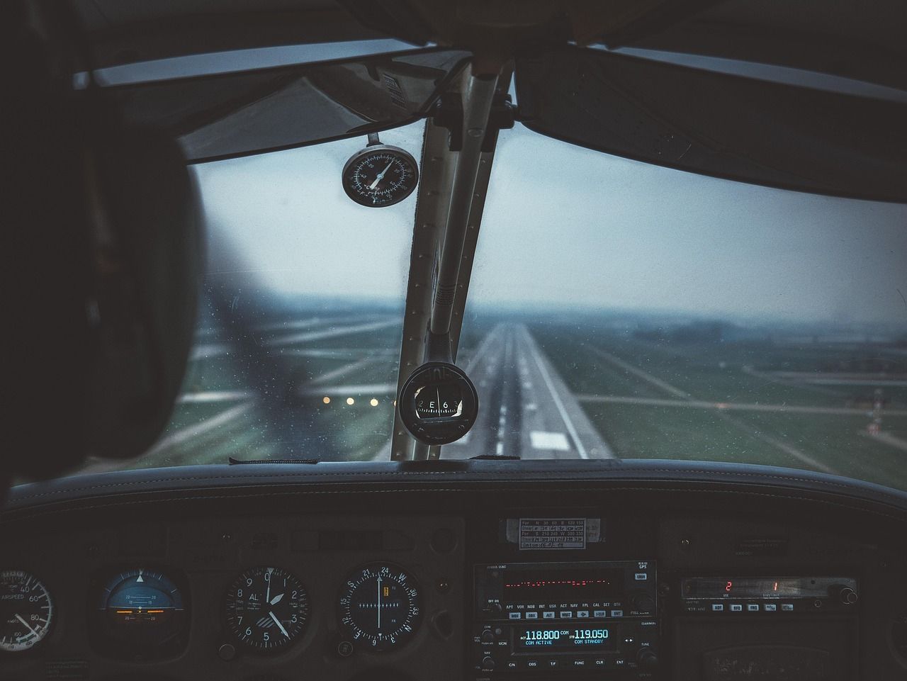 découvrez le monde fascinant de l’aviation : actualités, innovations, compagnies aériennes, pilotes et passionnés. restez informé sur l’industrie aéronautique et les tendances du secteur.