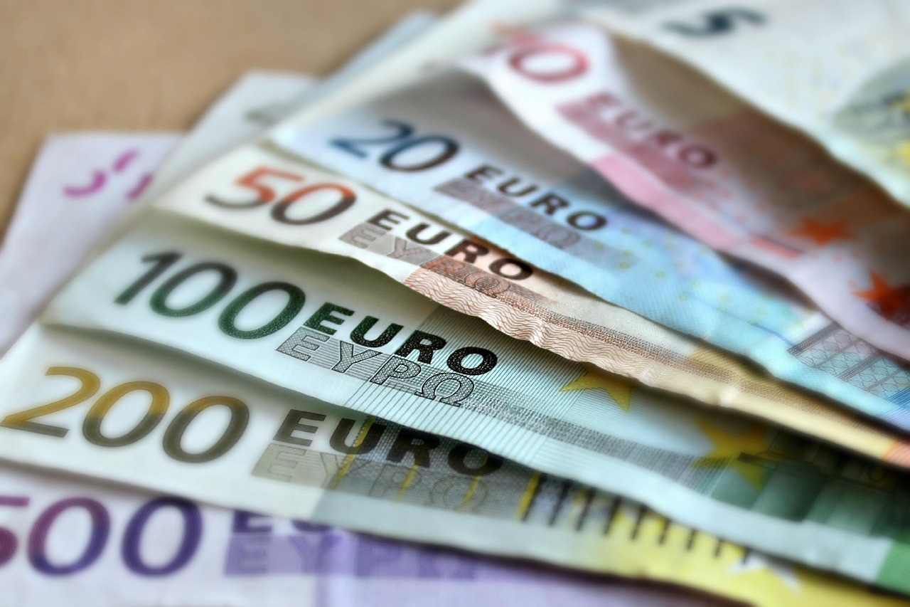découvrez le fonds souverain norvégien, l'un des plus grands fonds d'investissement au monde, dédié à la gestion durable des ressources nationales de la norvège.