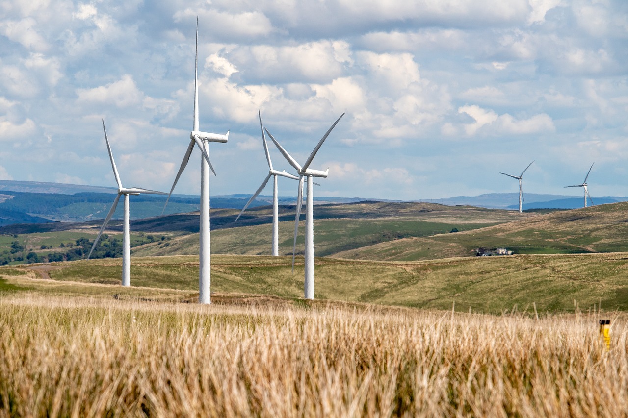 découvrez comment la transition énergétique transforme notre avenir en adoptant des sources d'énergie durables et en réduisant notre empreinte carbone. explorez les innovations et les stratégies pour un monde plus vert.