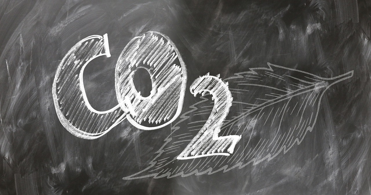 découvrez l'importance de la comptabilité carbone pour mesurer et réduire l'empreinte écologique des entreprises. apprenez comment cette pratique essentielle aide à anticiper les réglementations environnementales et à promouvoir une croissance durable.